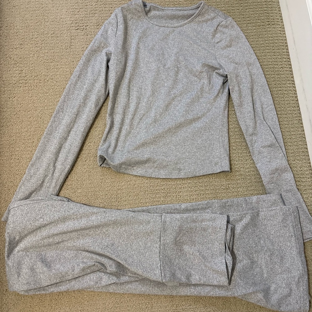 Women's Gray Long Sleeve And Flared Leggings Loungewear Set